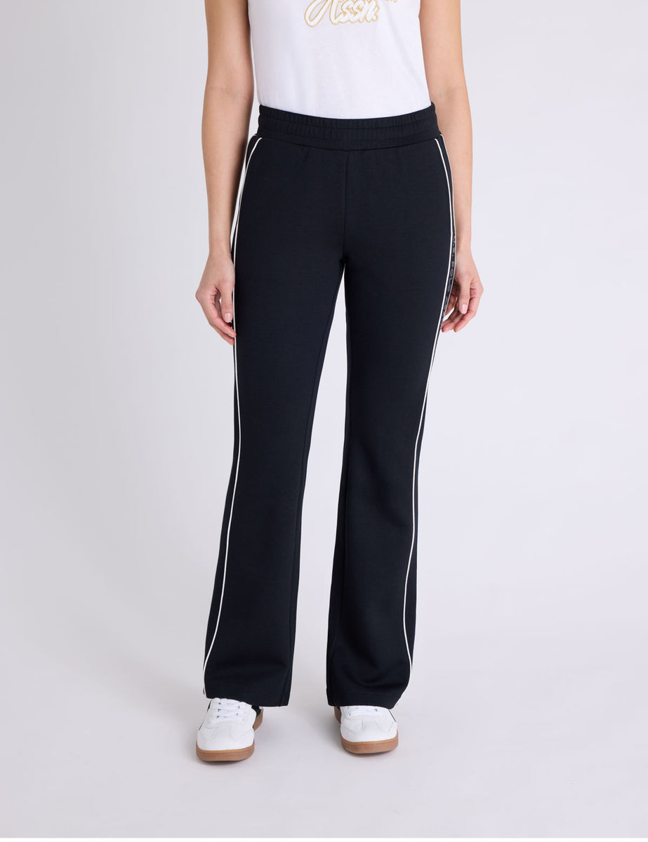 【XLサイズ】新品タグ付 V12 SIDE STRIPE PANTS 白 パンツ サイドテープストレッチワイドパンツ - SCOTCLUB - SCOTCLUB｜YAMADAYA