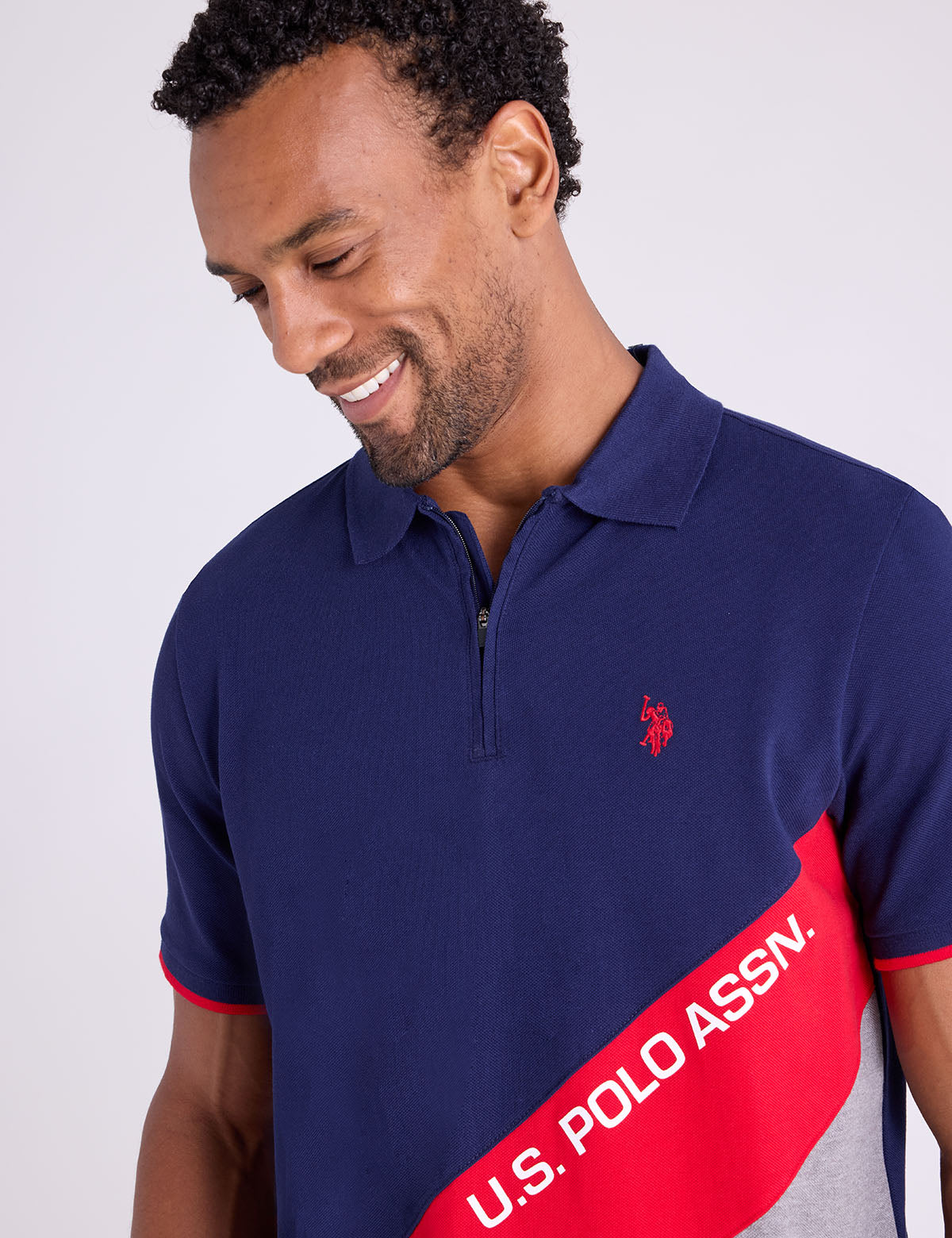 シャツ US POLO PIQUE COLOR BLOCK ZIPPER POLO SHIRT– U.S. Polo Assn.